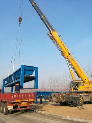 隨車吊出租公司機械設(shè)備研發(fā) 創(chuàng)新驅(qū)動與市場競爭力